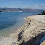 Luxury Sun Stone Heated Pool & Whirlpool Villa *