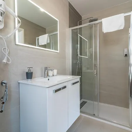 Вилла Luxury Sun Stone Heated Pool & Whirlpool *