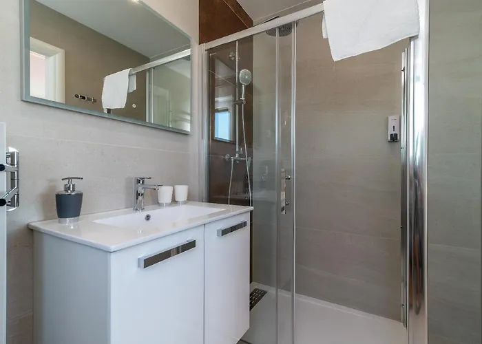 Villa Luxury Sun Stone Heated Pool & Whirlpool Trogir